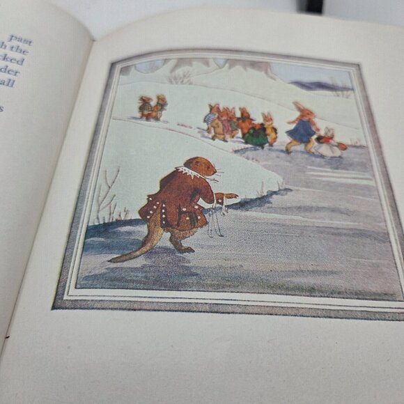 Vintage Squirrel Goes Skating by Alison Uttley Signed by Margaret Tempest 1947 - Picture 10 of 14